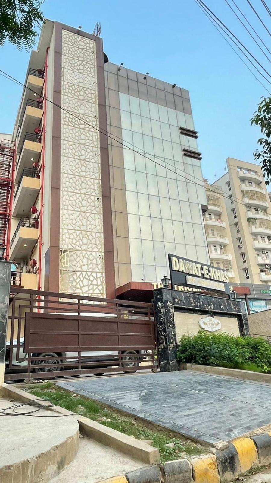 The Triumph Hotel Варанасі Екстер'єр фото